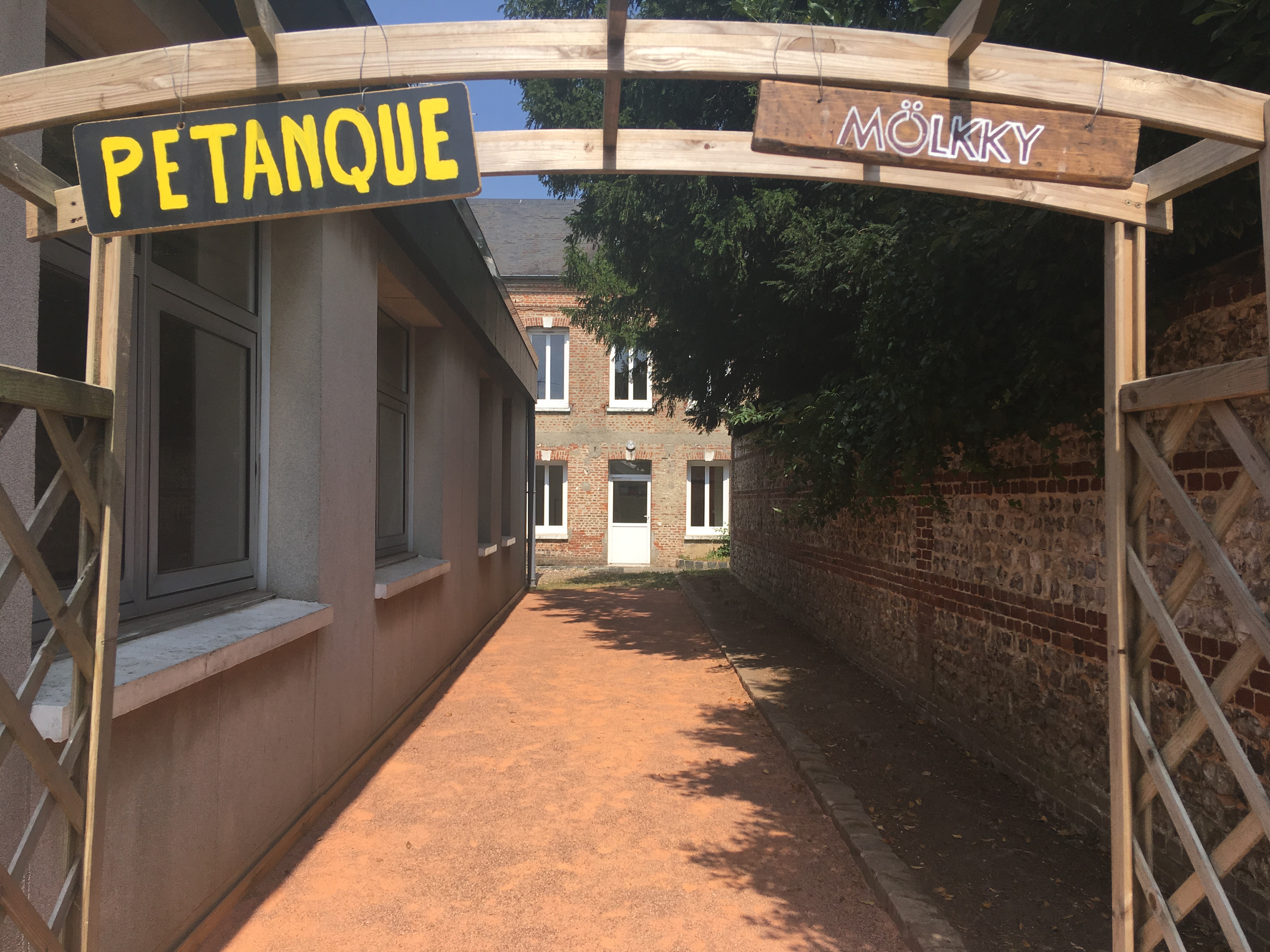 terrain pétanque mölkky mjc yvetot